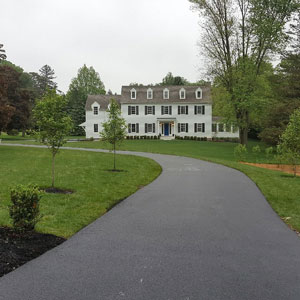 picture of residential driveway